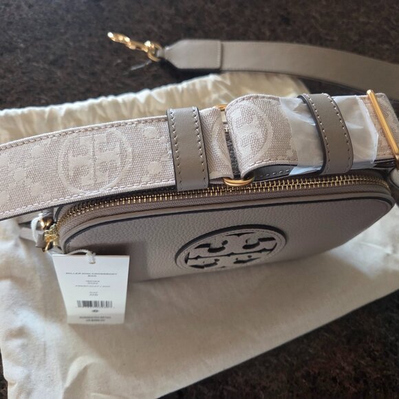 Tory Burch - Picture 1 of 4